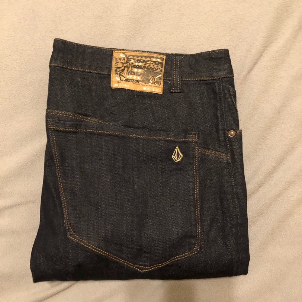 VOLCOM Nova Solver Denim 36x32 LIKE NEW